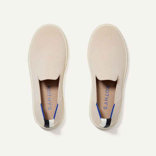 The Kids Sneaker in Sand shown from the top.