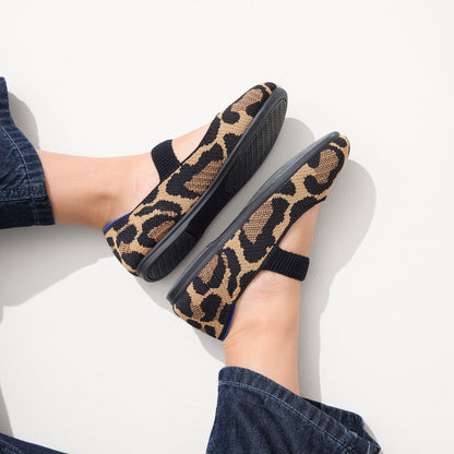hover | Model wearing The Kids Mary Jane in Amber Cat.