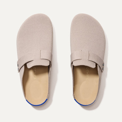 The Men's Clog in Dove shown from the top.