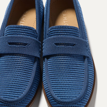 Close up of the toe and vamp of The Penny Loafer in Blue Raffia-Knit.
